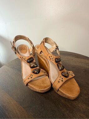 Frye Bridget Ornament Wege Sandals Size 10